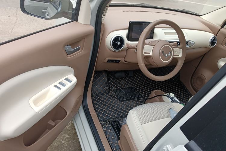 Used Wuling Hongguang MINIEV 2025 Four-Door Version Advanced Edition
