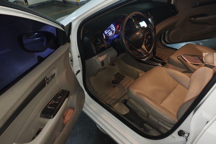 Used Honda City Classic 2014 Style 1.5L Automatic Elite Edition
