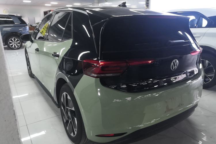 Used Volkswagen ID.3 2023 Pure Smart Edition