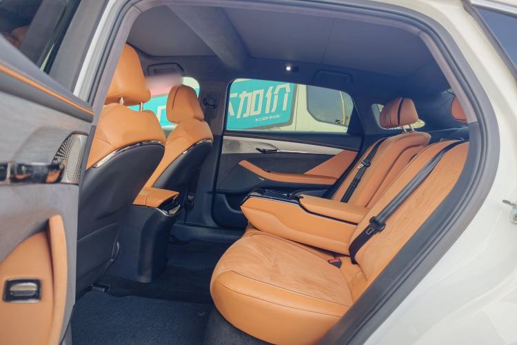 Used VOYAH PASSION 2023 Four-Wheel Drive Standard Edition
