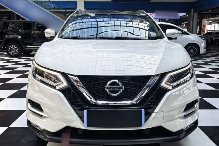 Used Nissan Qashqai 2022 2.0L CVT XV Premier Luxury Edition Exterior 3