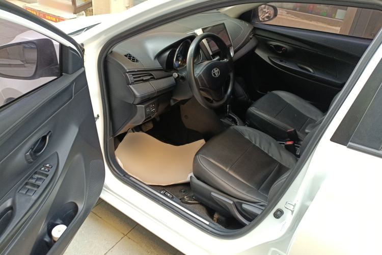 Used Toyota YARiS L Zhi Xiang 2017 1.5E CVT Dynamic Edition Driver Seat