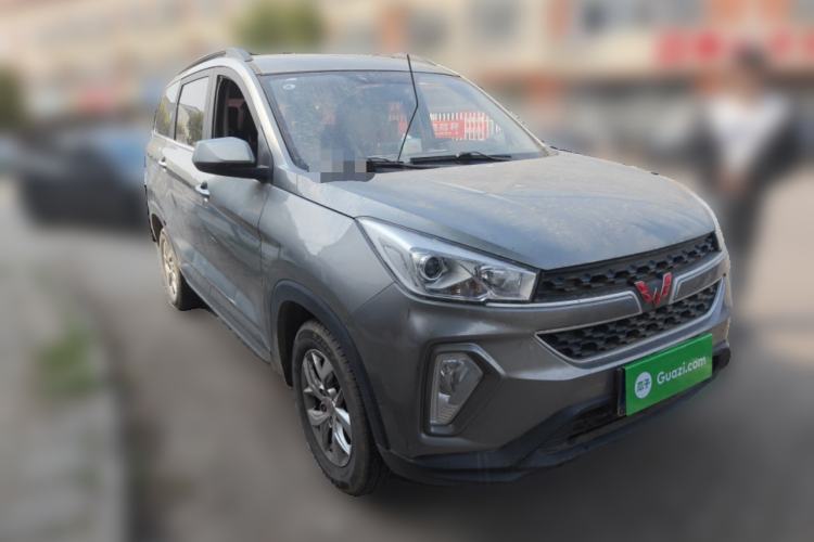 Used Wuling Hongguang S3 2019 1.5L Manual Comfort Model China VI Standard Front Right 45 Deg