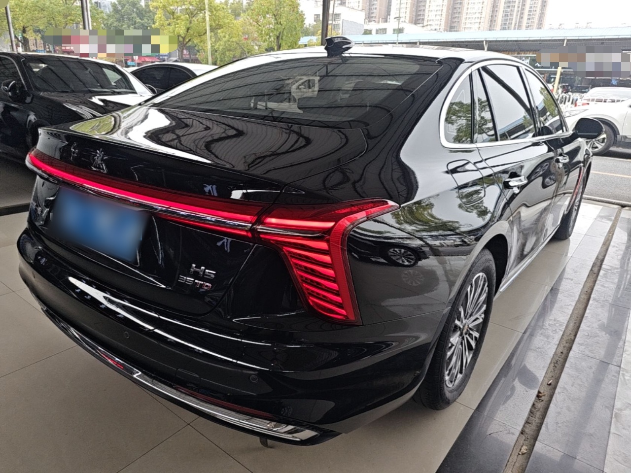 Hongqi H5 2024 1.5T DCT Smart Connect Flagship Edition - Chinese Trim Yun — снимка 6