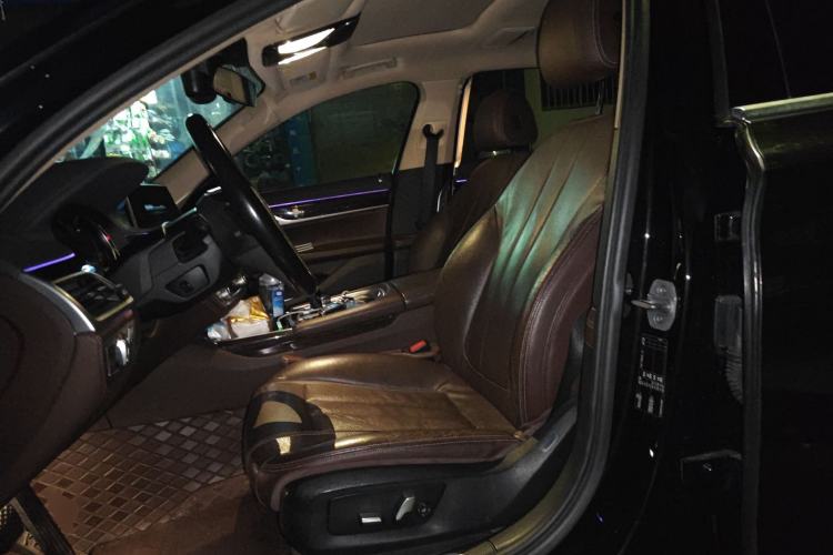 Used BMW 7 Series 2017 730Li Leading Model
