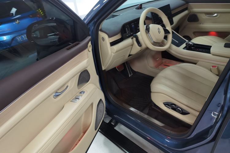 Used Hima AITO M7 2024 1.5T Intelligent Drive Rear-Drive Ultra Version 5 Seats Driver Seat