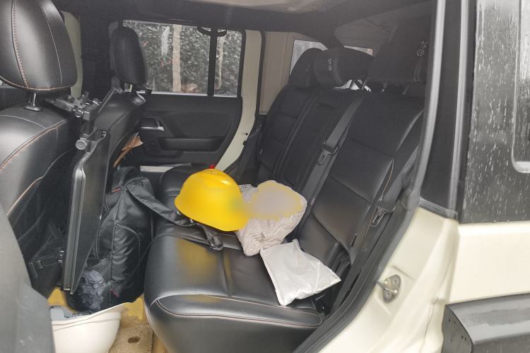 Used BAIC Off-Road BJ40 2016 40L 2.3T Automatic All-Wheel Drive Premium Edition Left Rear Seat