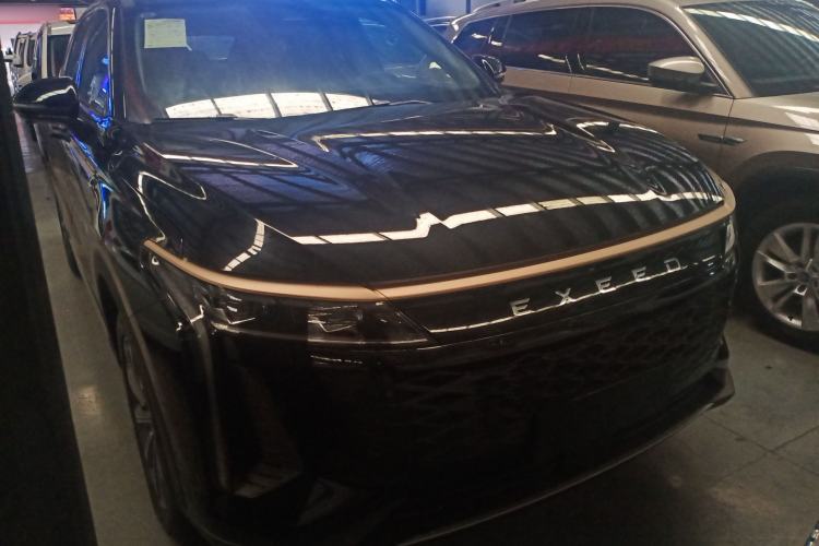 Used EXEED Stellar 2023 400T Two-Wheel Drive Comfort Edition Front Right 45 Deg