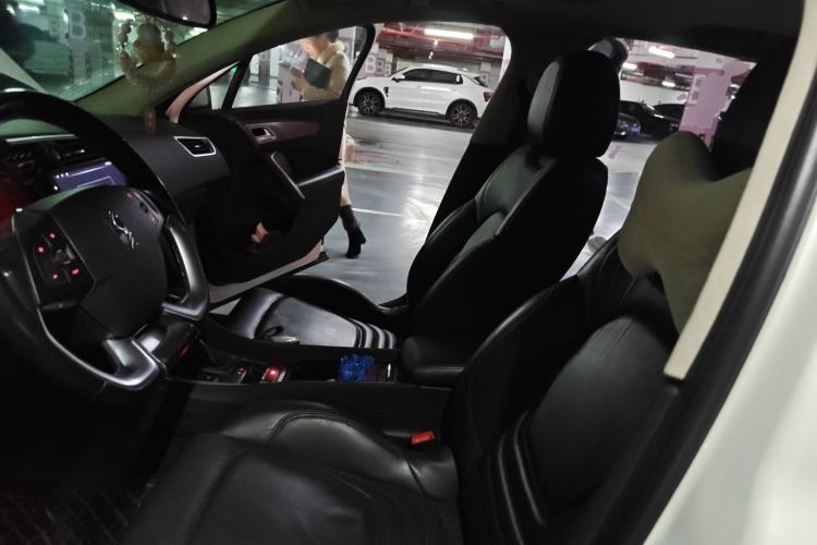 Used DS 5LS 2014 1.6T Luxury Edition THP160 Left Front Seat