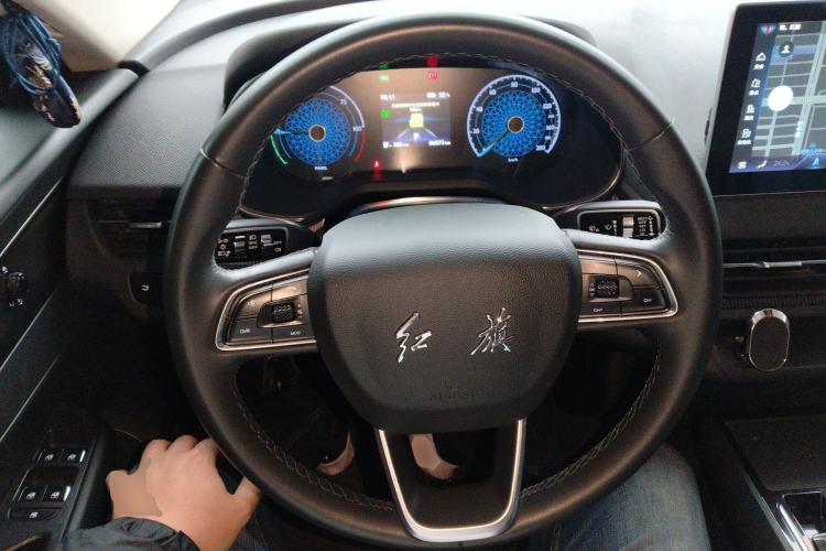 Used Hongqi E-QM5 2022 431 km Charge & Enjoy Edition
