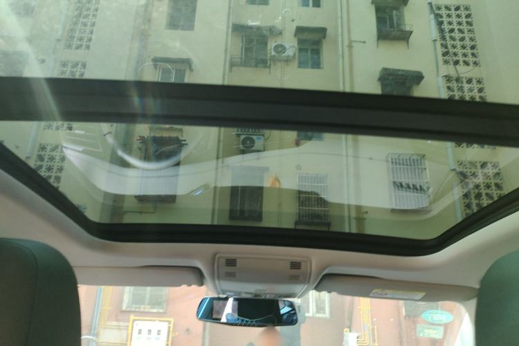 Used Volkswagen Sagitar 2019 200TSI Manual Comfort Version China VI Standard Headliner