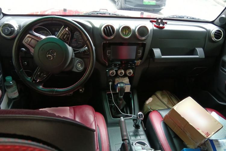 Used BAIC Off-Road BJ40 2017 40L 2.3T Automatic All-Wheel Drive Ring of the Tower Champion Edition
