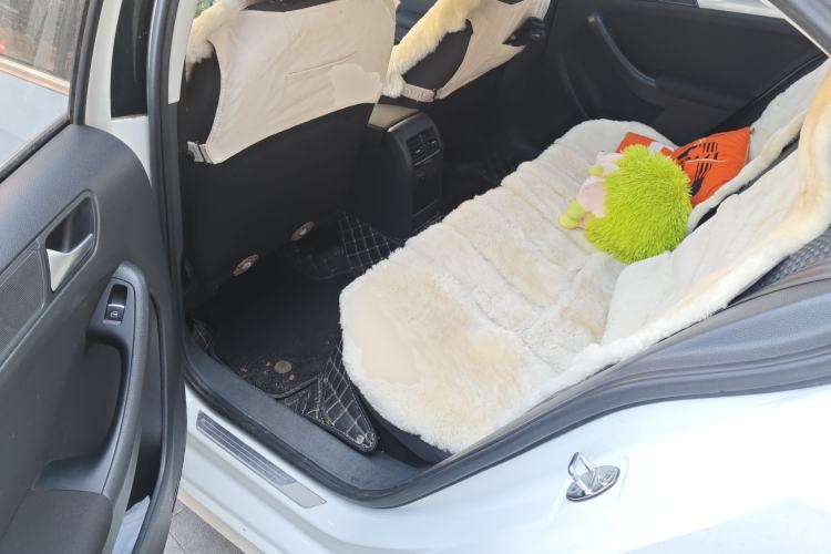 Used Volkswagen Sagitar 2014 Revised Version 1.6L Automatic Leading Edition
