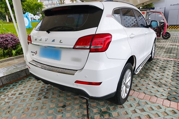 Used Haval H2 2014 1.5T Manual Two-Wheel Drive Elite Edition Rear Right 45 Deg
