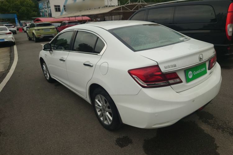 Used Honda Civic 2014 1.8L automatic comfort version Rear Left 45 Deg