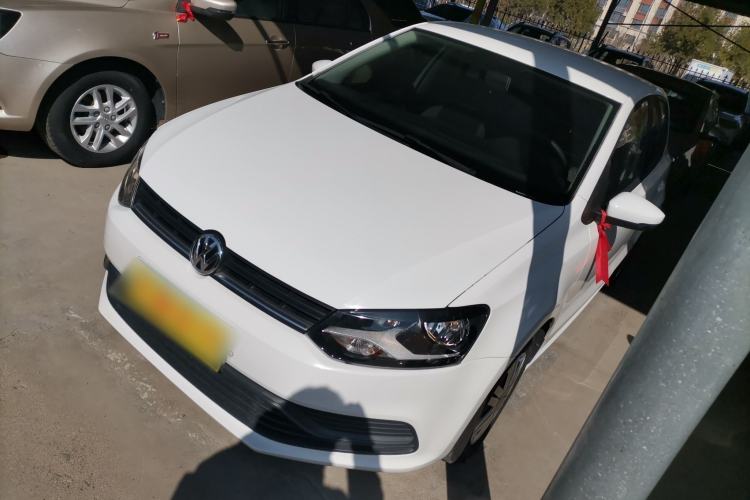 Used Volkswagen Polo 2016 1.4L Manual Fashion Model