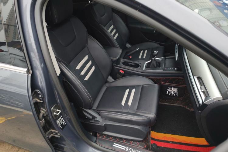 Used BYD Qin Pro 2020 Beyond Edition 1.5TI Manual Luxury Version Right Front Seat