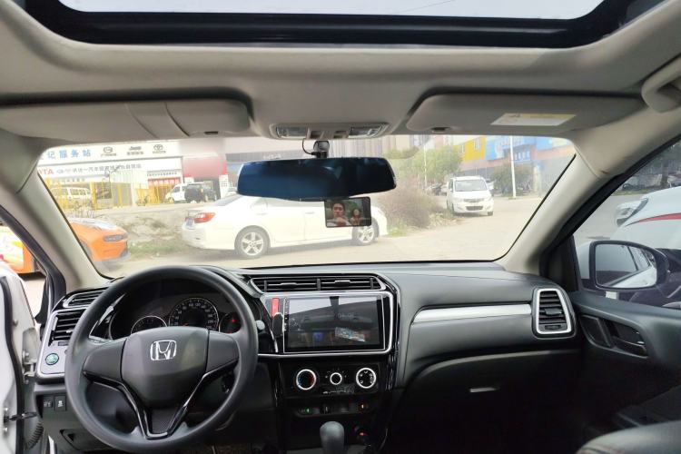 Used Honda Greiz 2016 1.5L CVT Fashion Edition
