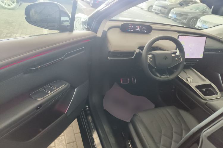 Used Hyptec HT 2025 825 Max Driver Seat