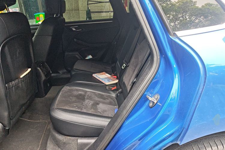 Used Porsche Macan 2018 Macan 2.0T Left Rear Seat