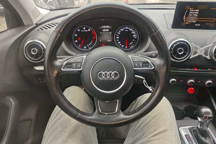 Used Audi A3 2015 Limousine 35 TFSI Millionth Anniversary Intelligent Leading Model
