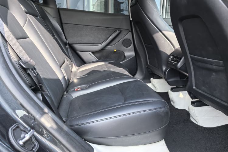 Used Tesla Model Y 2024 Rear-Wheel-Drive Version
