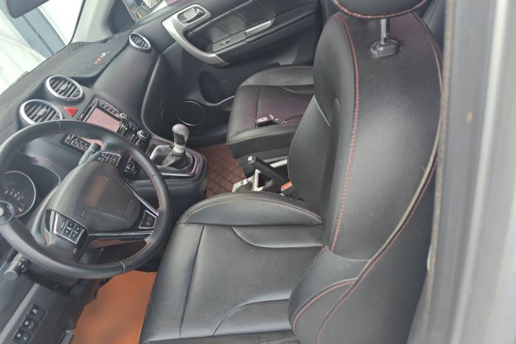 Used Haval H6 2015 Upgraded Model 1.5T Manual Two-Wheel Drive Elite Version