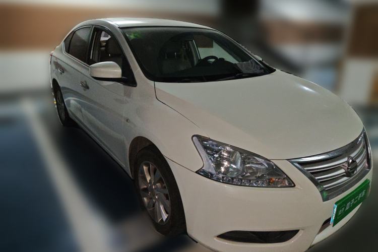 Used Nissan Sylphy 2012 1.6 XL CVT Luxury Edition Front Right 45 Deg