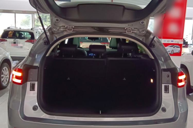 Used Haval F7 2019 1.5T Two-Wheel Drive i-Type China V Standard Trunk