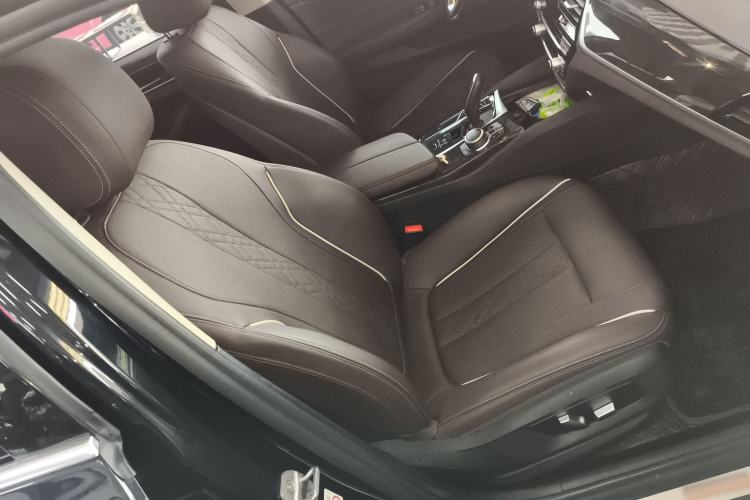 Used BMW 5 Series 2022 Restyled 525Li Luxury Package
