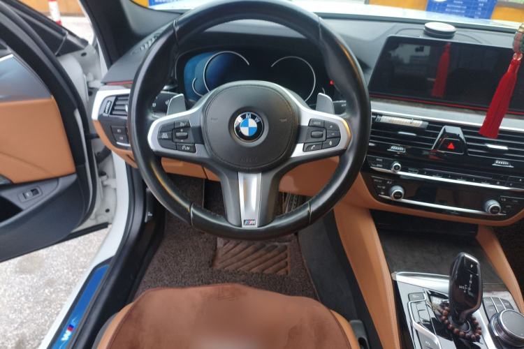 Used BMW 5 Series 2018 530Li Luxury Edition M Sport Package