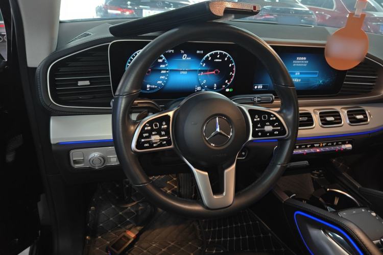 Used Mercedes-Benz GLE Coupe 2020 GLE 350 4MATIC Coupe SUV Luxury Model Steering Wheel