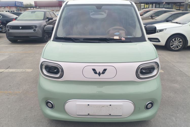 Used Wuling Hongguang MINIEV 2024 3rd Generation 215km Youth Edition Front