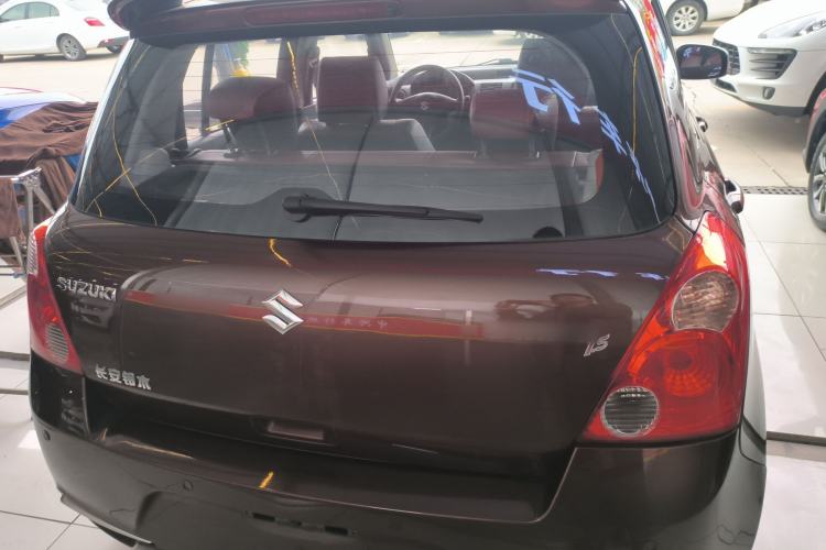 Used Suzuki Swift 2014 1.5L Automatic Fashion Edition