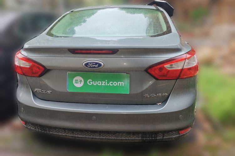 Used Ford Focus 2012 Sedan 1.6L Automatic Fashion Edition