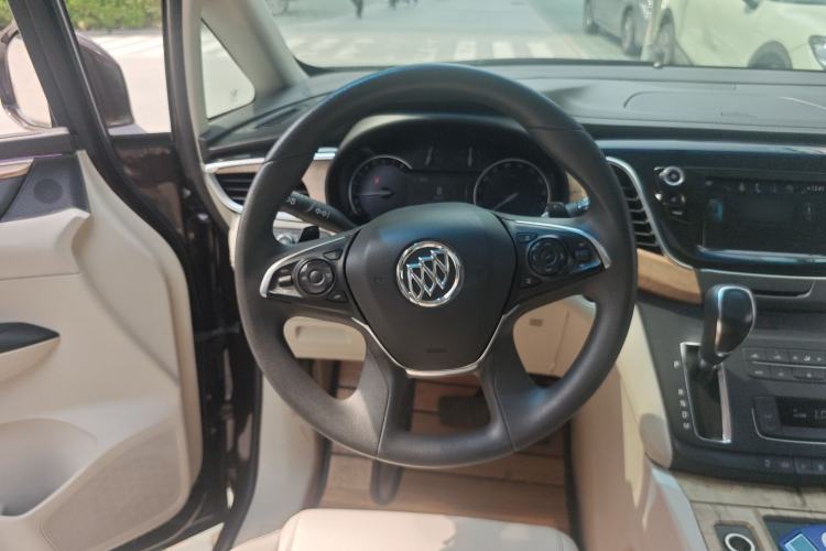 Used Buick GL8 2018 ES 28T Luxury Model China VI Standard Steering Wheel