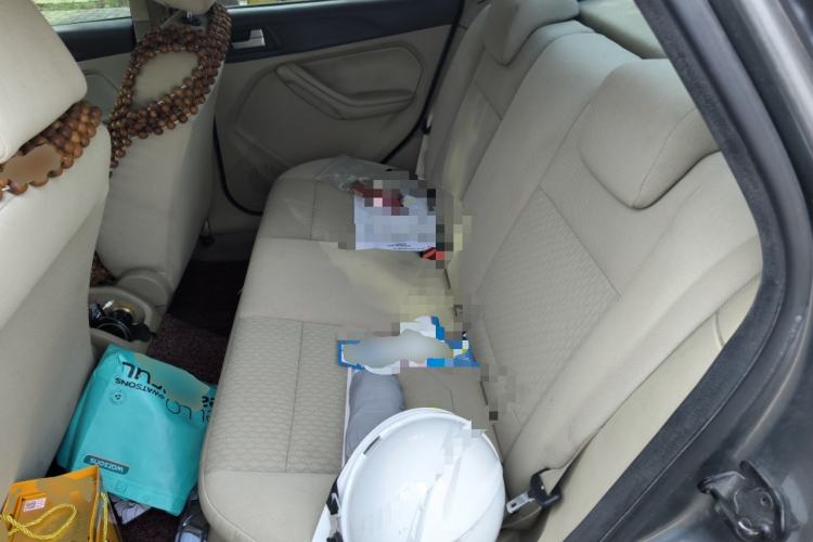 Used Ford Focus 2012 Sedan Classic 1.8L Manual Base Model