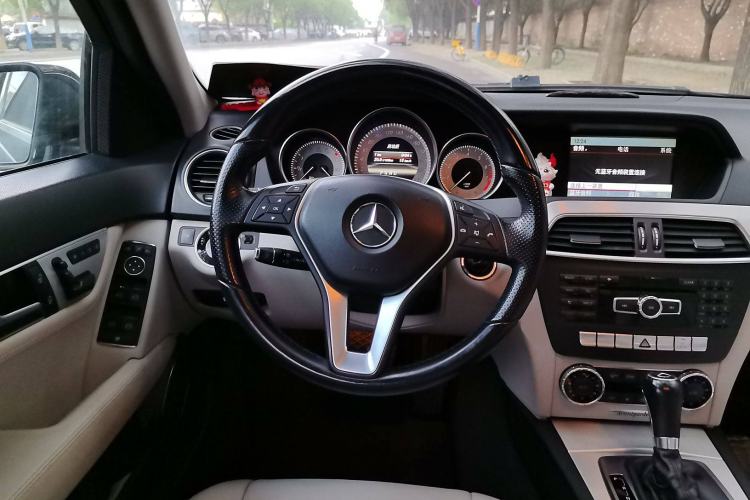 Used Mercedes-Benz C-Class 2011 C 200 Luxury Sport Touring Edition