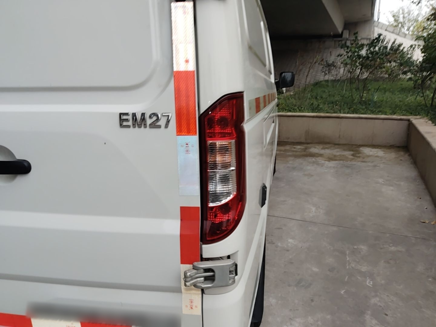 Dongfeng Yufeng EM27 2024 EM27 Henan Lithium Power 41.472 kWh — снимка 9