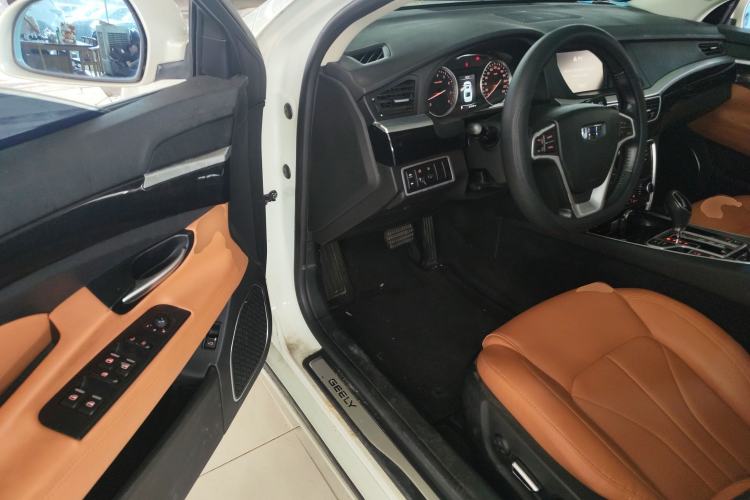 Used Geely Auto Emgrand GT 2016 1.8T Zunya Model Driver Seat