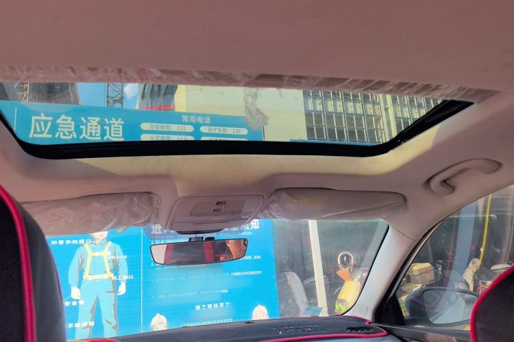 Used Roewe i5 2021 Revised Version 1.5L CVT Diamond Edition