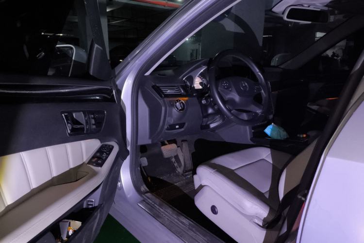 Used Mercedes-Benz E-Class 2011 E 300 L Fashion Prestige Model