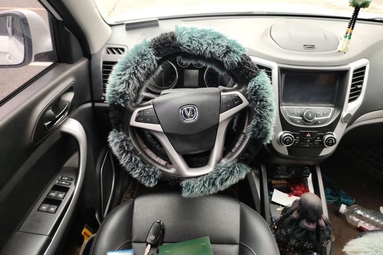 Used CHANGAN CS35 2016 1.6L Manual Luxury Model China V Standard Steering Wheel