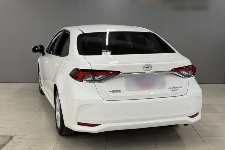 Used Toyota Corolla 2024 1.8L Smart Electric Hybrid Dual-Engine Elite Edition