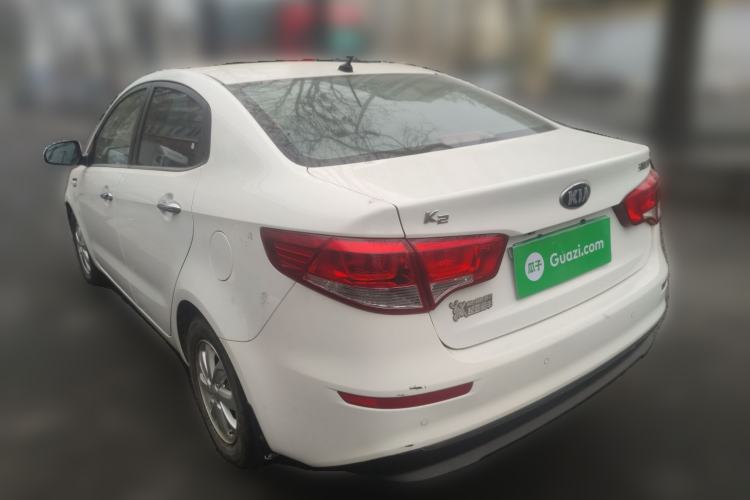 Used Kia K2 2015 Sedan 1.4L MT GLS
