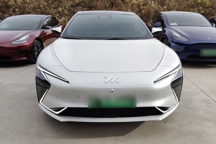 Used IM L7 2022 Dynamic Model Front