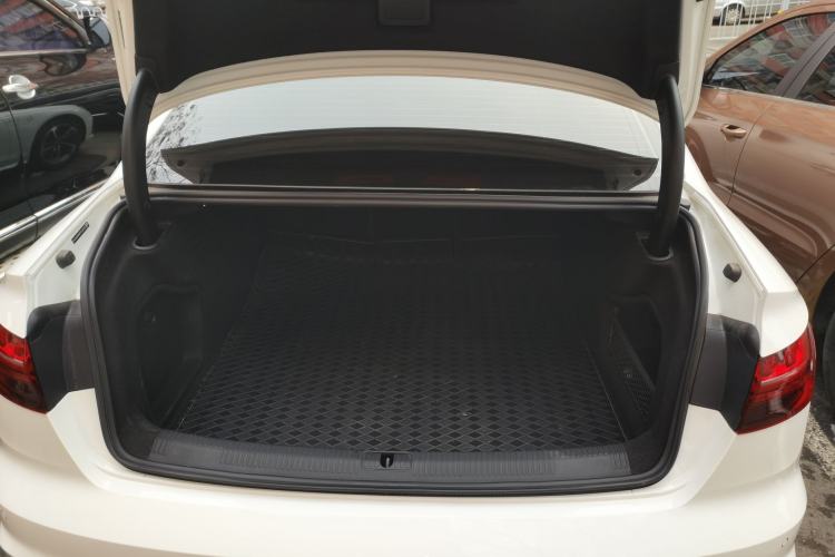 Used Audi A4L 2024 40 TFSI Fashion Dynamic Model
