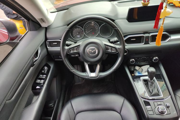 Used Mazda CX-5 2017 2.0L Automatic 2WD ZhiShang Trim China VI Standard
