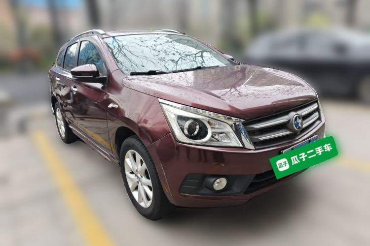 Used Venucia T70 2015 2.0L CVT Smart Edition