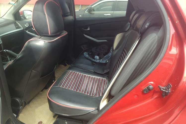 Used SsangYong Korando 2015 2.0L 4x4 Automatic Zhi Chun Edition
